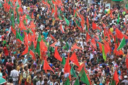 Sheikh Hasina and Bangladesh Democratic Crisis