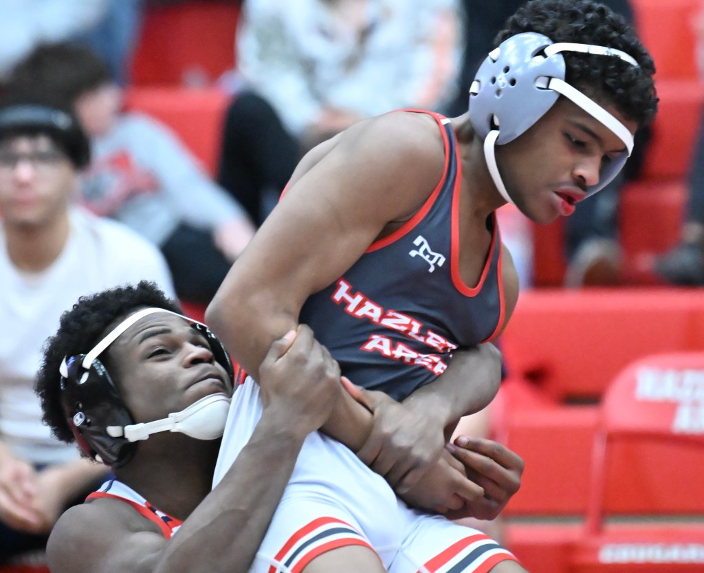 DISTRICT 2 TEAM WRESTLING: Patriots edge Cougars in Class 3A semis