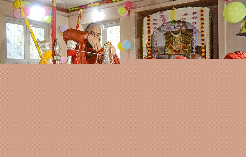 Chhari Mubarak Sets Out for Amarnath Cave