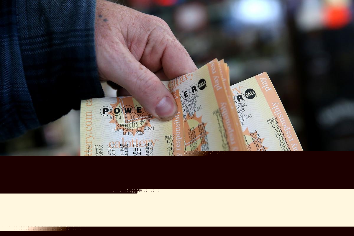 A $50,000 Powerball Ticket Was Just Sold At A Lake Elmo Kwik Trip