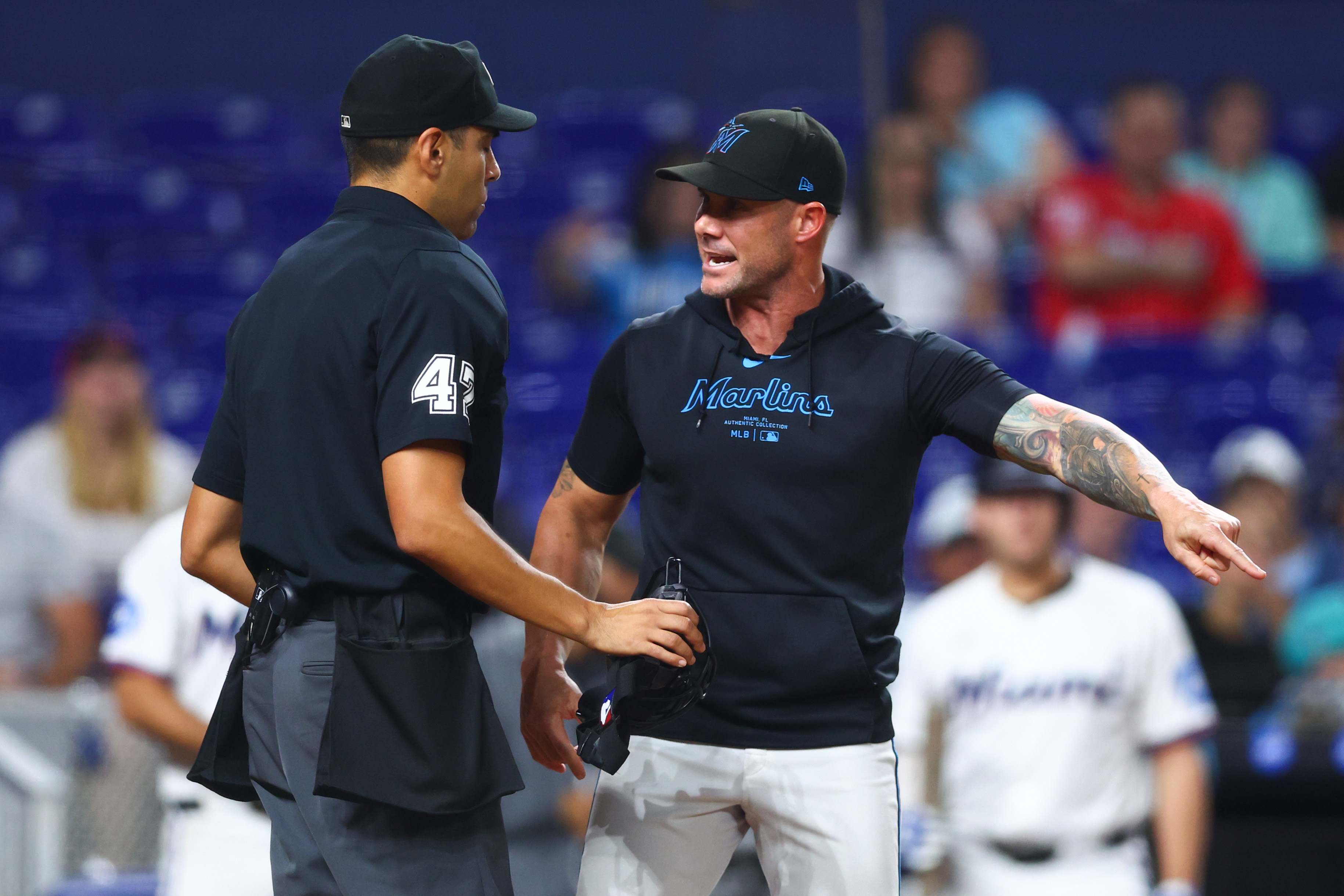 Rangers Hire Former MLB Player, Manager To Replace Bruce Bochy