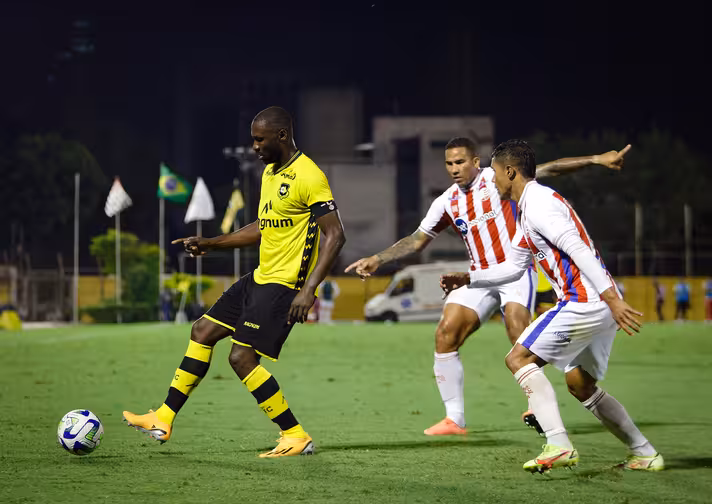 Copa do Brasil: Vitória e Internacional garantem vaga nas quartas