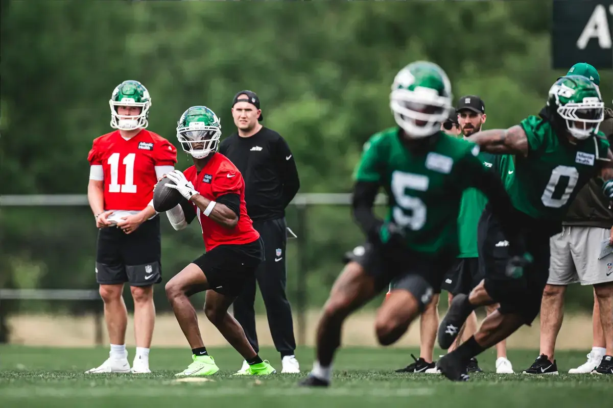 Geno Smith Says Team Built Positive Momentum Heading Into Jets Training Camp