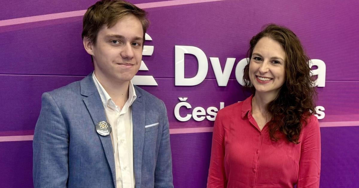 Žárovky: Šestnáctiletý středoškolák miluje vesmír a pro vědu motivuje i vrstevníky. Žárovky s Janem Herzigem (audio)