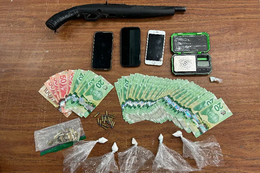 Teen boy caught carrying cocaine and firearm in Moose Jaw: Police