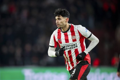 Sky Sports: Fulham facing major battle to sign Champions League striker