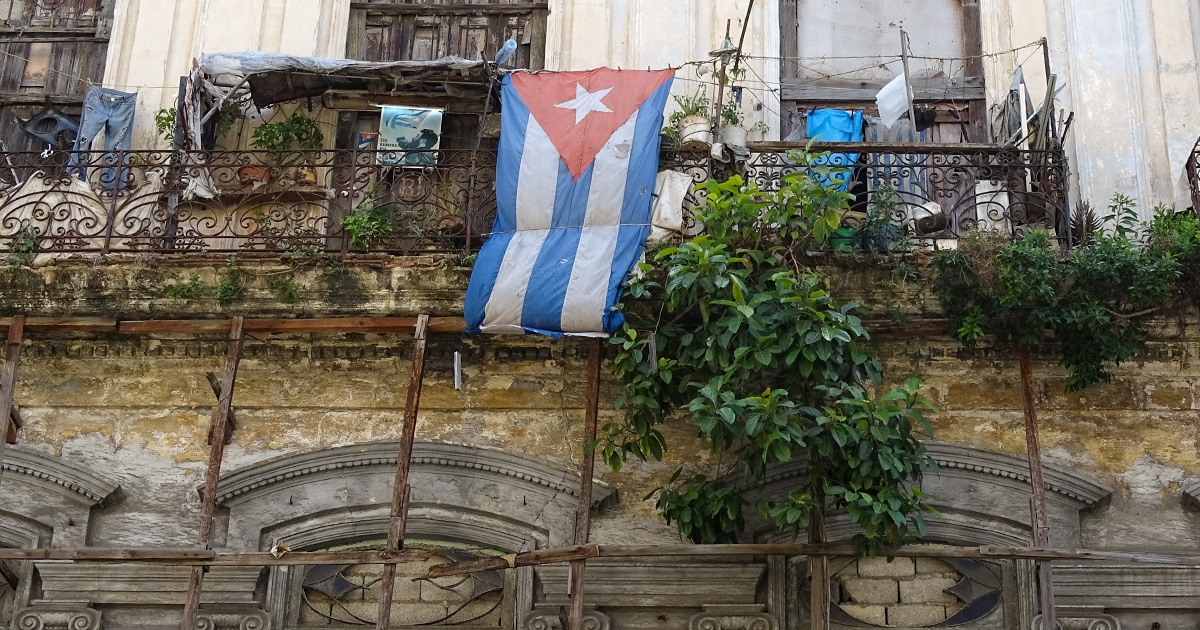 Cuban Economists Outline Paths to Navigate Economic Crisis