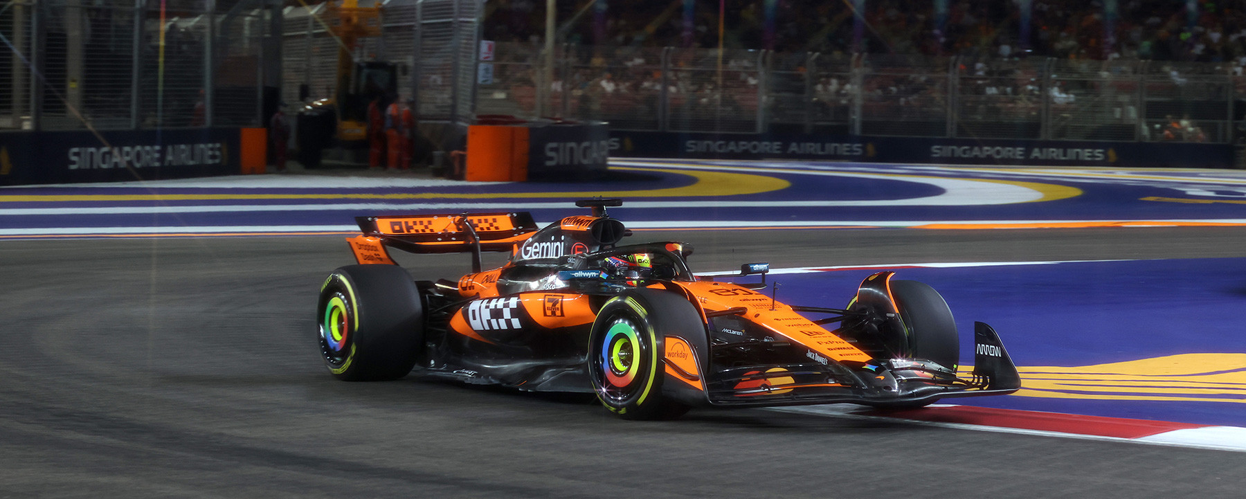 Piastri on top on first day of Singapore Grand Prix