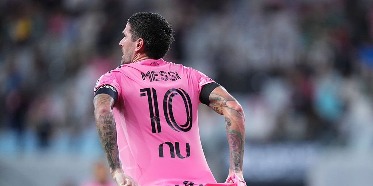 Football world pays tribute to Lionel Messi's father following his death aged 68