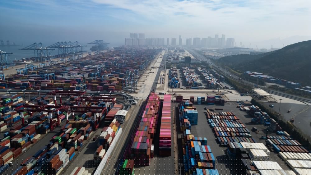 Trust Issues Are Holding Back AI Adoption Among Supply Chain Leaders