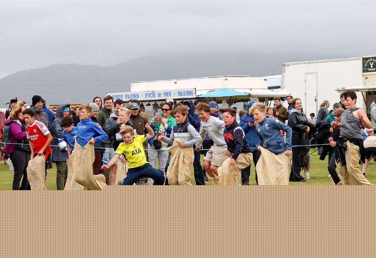 PICTURES: Durness Highland Gathering draws more than 1,000 despite strong winds