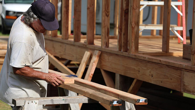 Kauaʻi CC carpentry program for inmates builds hope