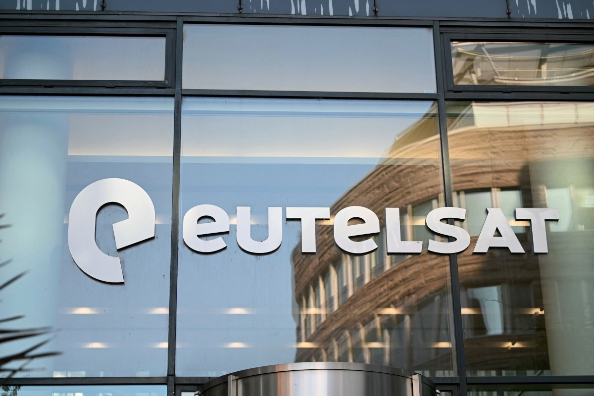 Franța a împiedicat compania Eutelsat să vândă antene terestre, declară ministrul francez de Finanțe