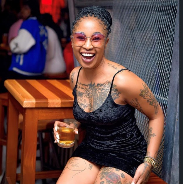This LADY has refused to leave the streets - She has been hopping from one club to another for years (PHOTOs)