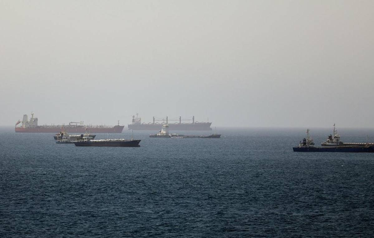 US and Iran discuss resumption of shipping in Strait of Hormuz by August 4, Trump says