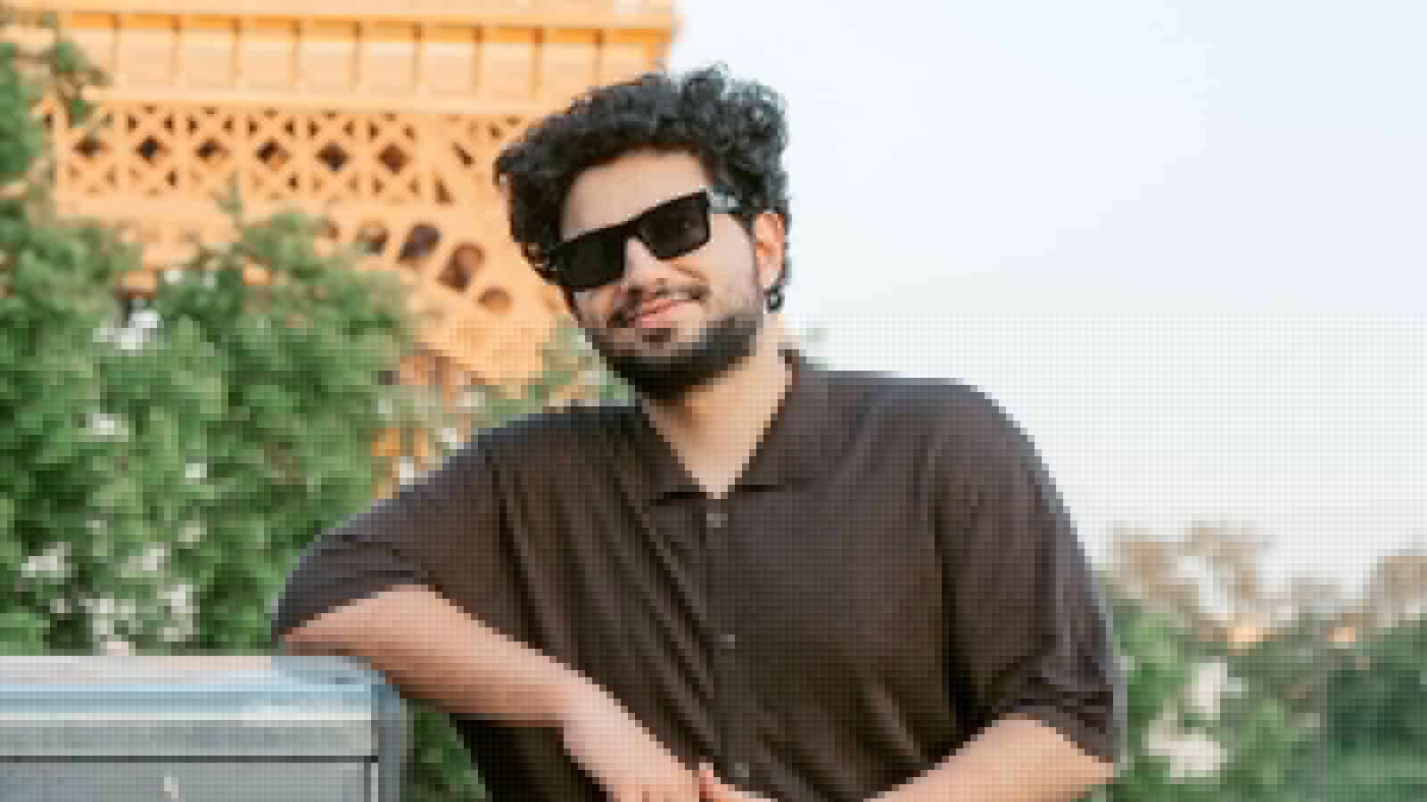 Samay Raina’s estimated earnings from YouTube per month in 2026