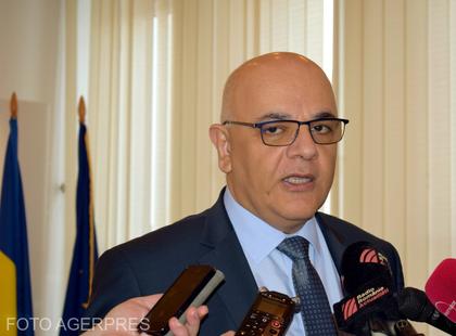 Șeful DSU, Raed Arafat, a făcut o serie de precizări privind incendiul izbucnit la o hală din București