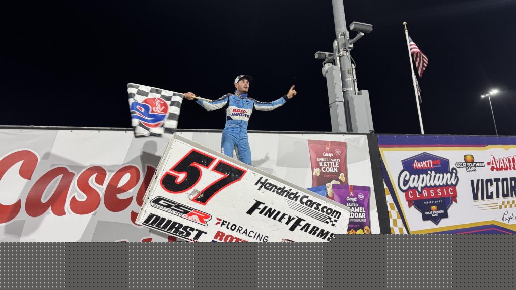 It’s Larson Again At The Front Row Challenge
