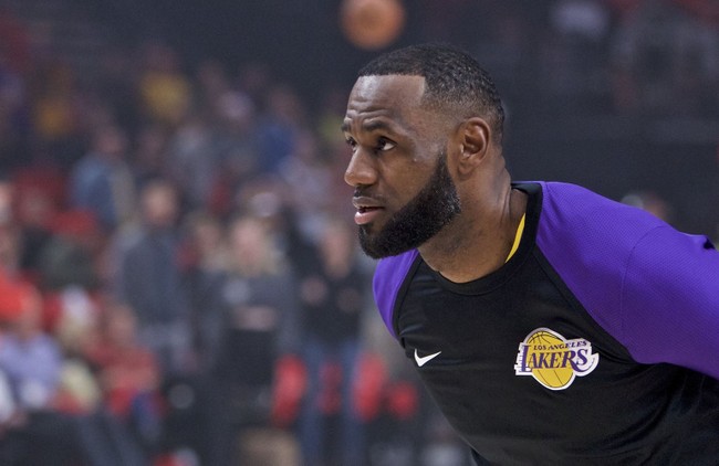 'LeBackfire': LeBron James Targeted by NY Gov. Hochul in Bizarre Social Media Post