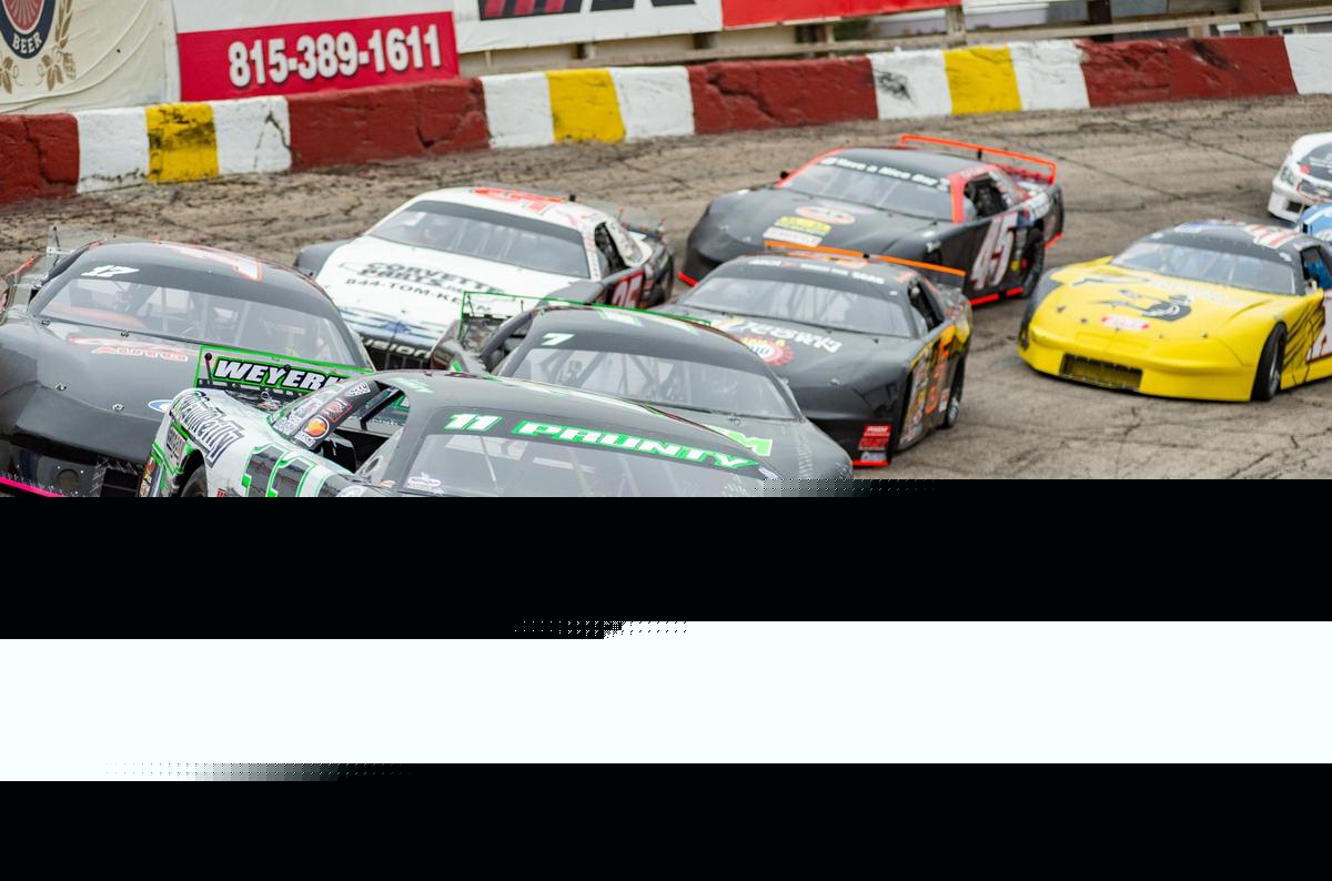 New Wisconsin Racecar Graveyard Honors Rockford Speedway