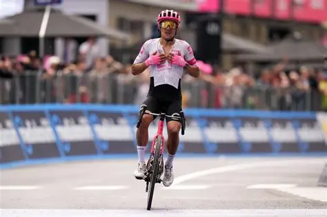 Ecuador’s Carapaz Wins 18th Stage of the Tour de France