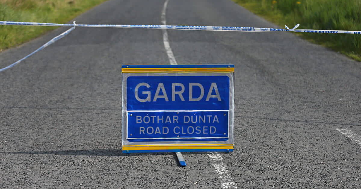 Man (20s) dies and woman seriously injured in Donegal crash