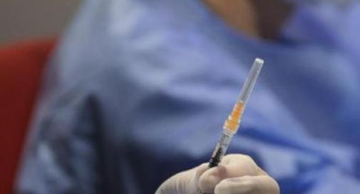 Covid: in arrivo i vaccini aggiornati, ok Ue alla nuova formula di Pfizer-BioNTech.