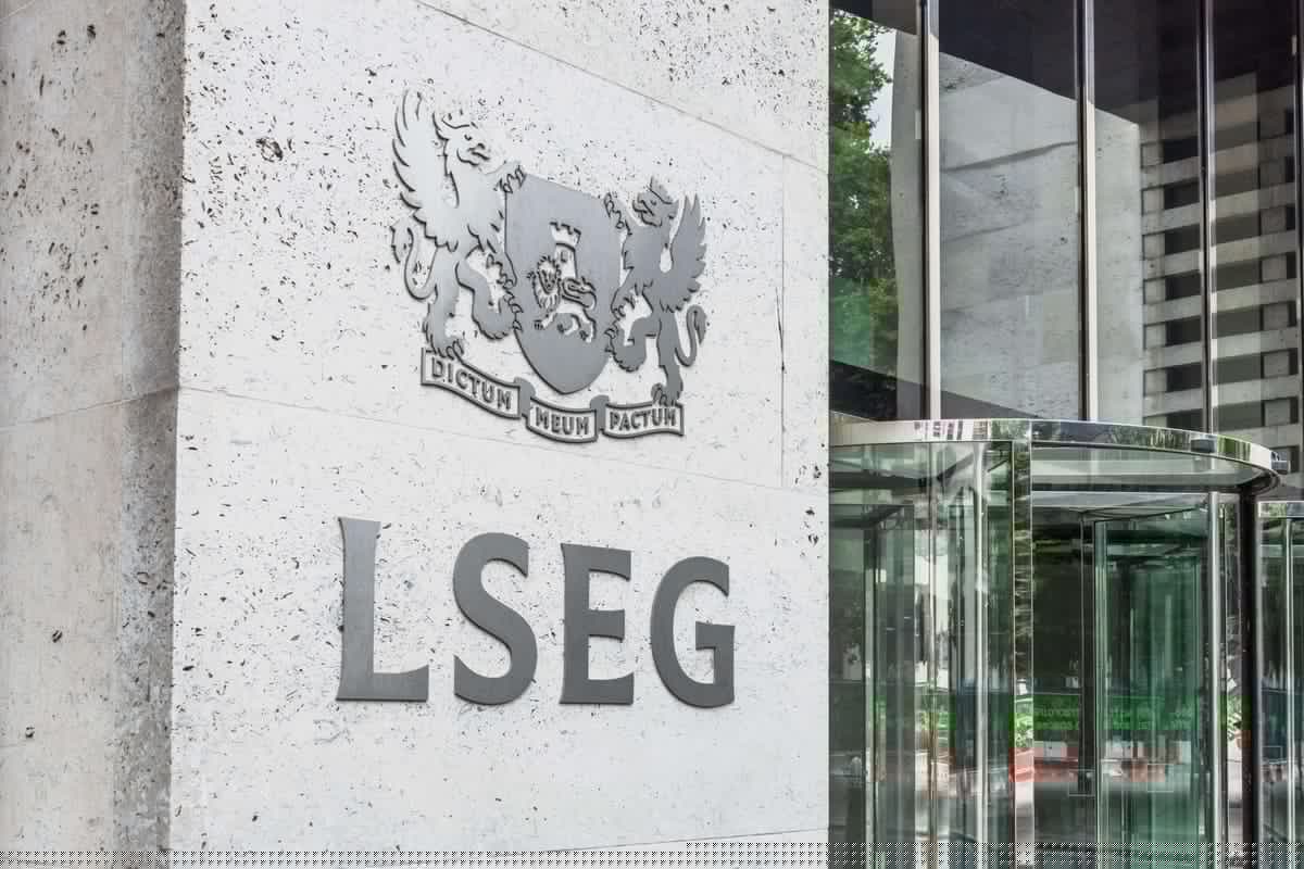 FTSE 100 reaches new heights in spite of ongoing Iran war