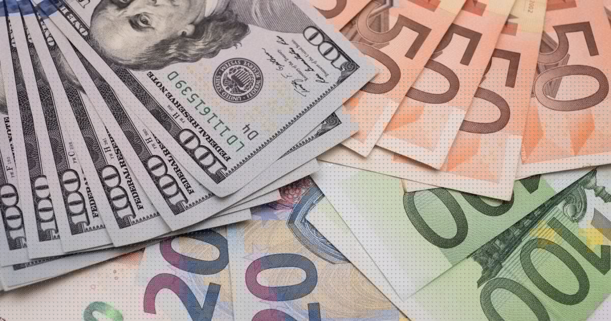 Чи бігти до обмінників: що буде з доларом та євро в серпні 2026-го