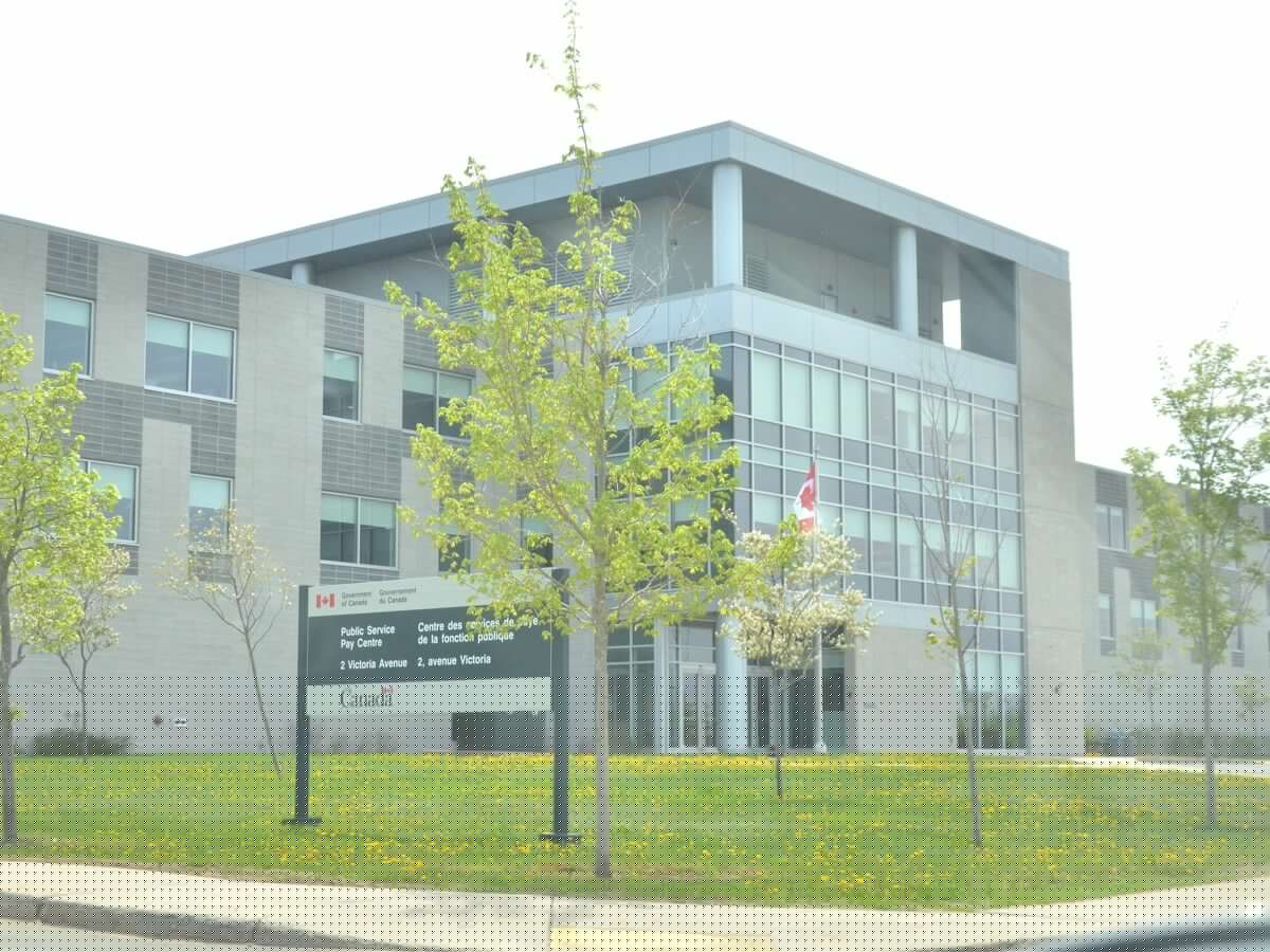 Ottawa ‘rubber stamped’ raises for 336,188 bureaucrats, says Taxpayers Federation