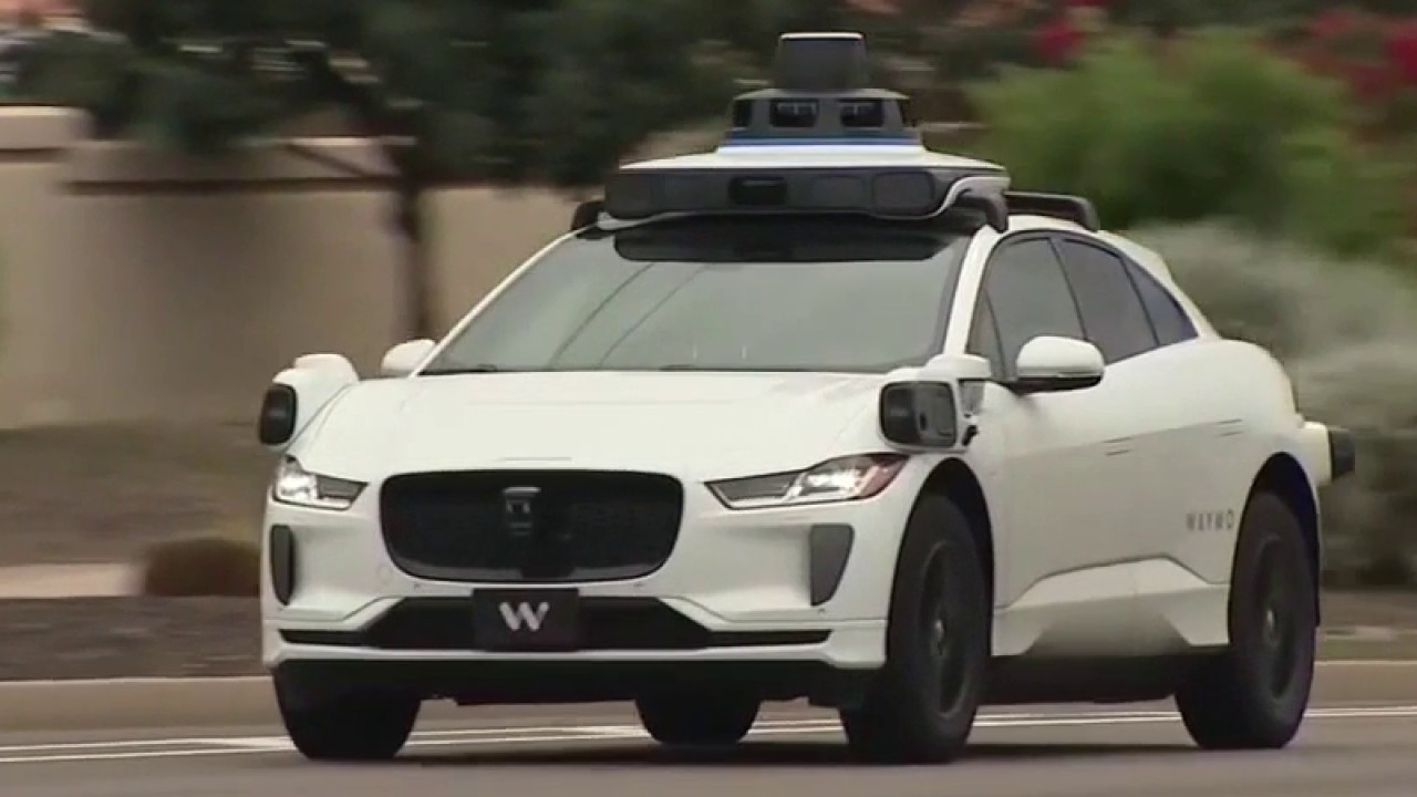 Waymo hits kid in Santa Monica
