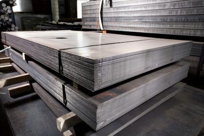 Stainless MMI: Stainless Mills Hold Prices Ahead of Contracting