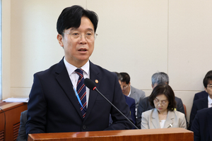 김영훈 노동장관, 주 52시간 예외 논란 선긋기…“정해진 바 없다”