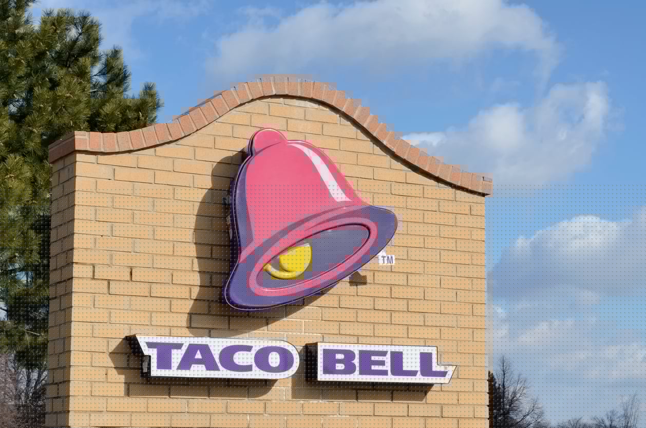 17 Wild Fast-Food Facts That You Probably Didn’t Know