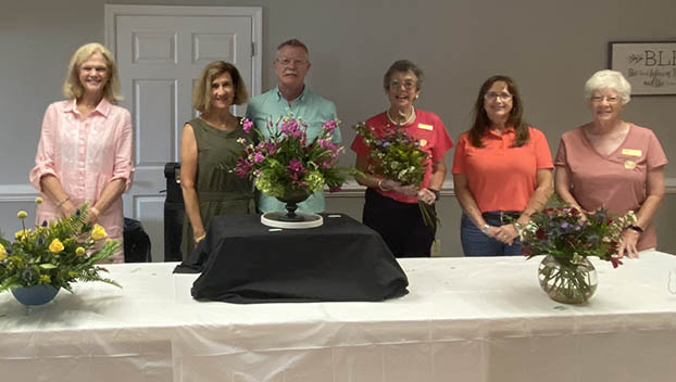 Floral art work program held