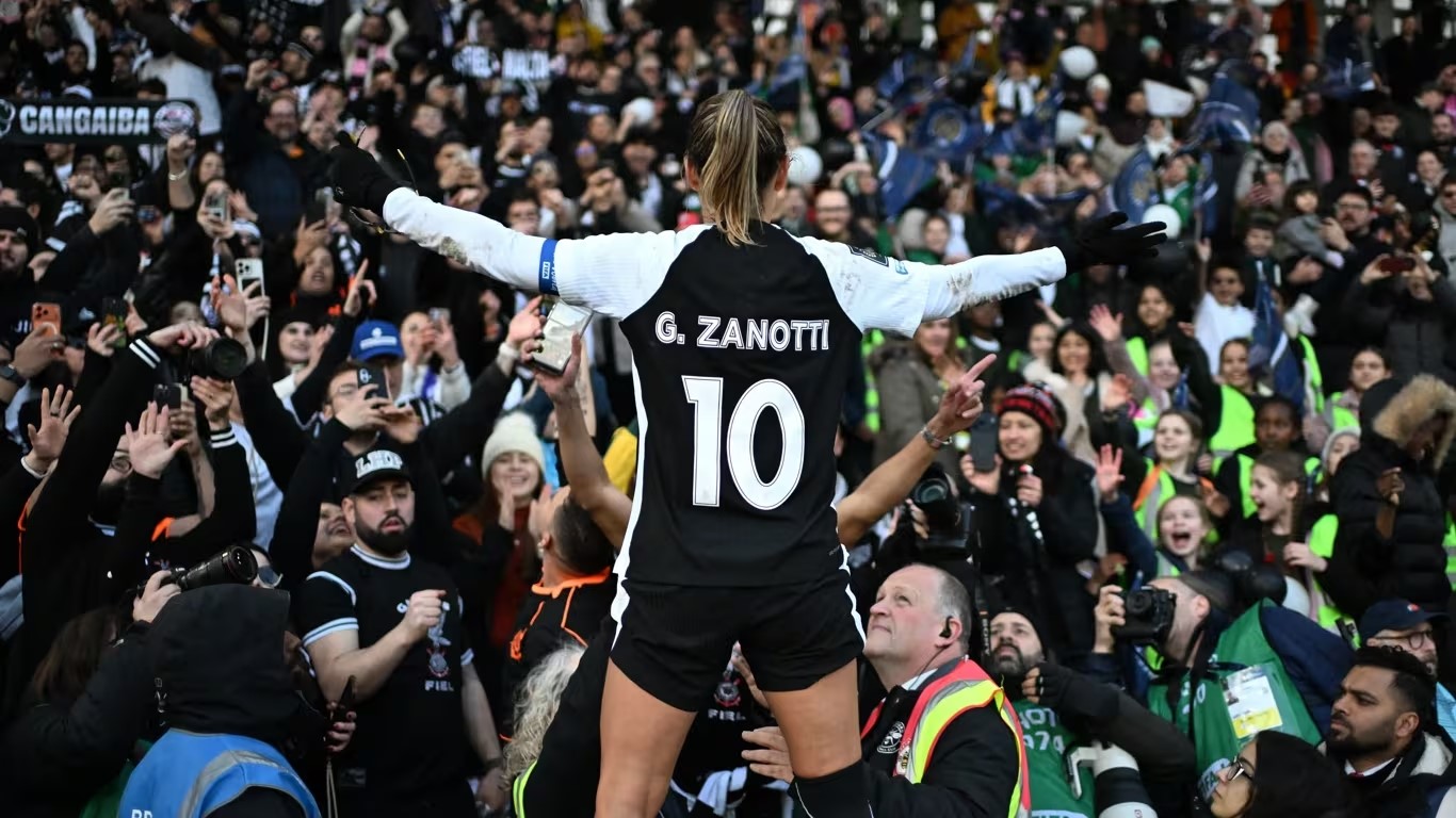 Capixaba Gabi Zanotti coloca o Corinthians na final da Copa dos Campeões da Fifa