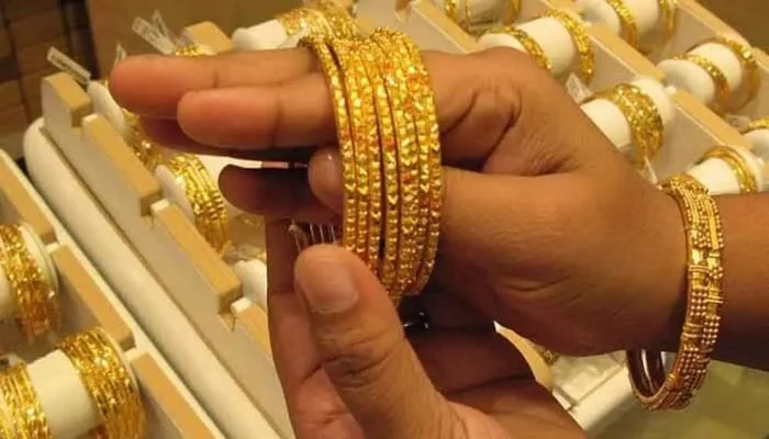 Big Jump in Gold Rates in Pakistan as Per Tola Price rises close to Rs438,000