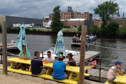 Members Only: Free Tickets to Happy Hour Boat Cruise