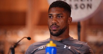 Anthony Joshua says he will do ‘what is right’ after death of close friends