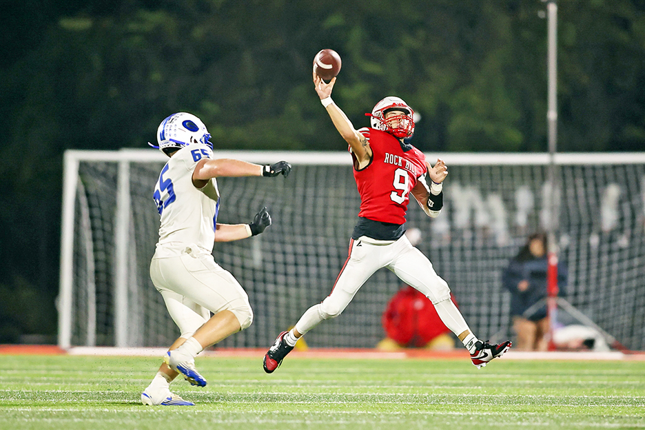 Redmen rally again to beat Blue Devils in OVC, 23-21