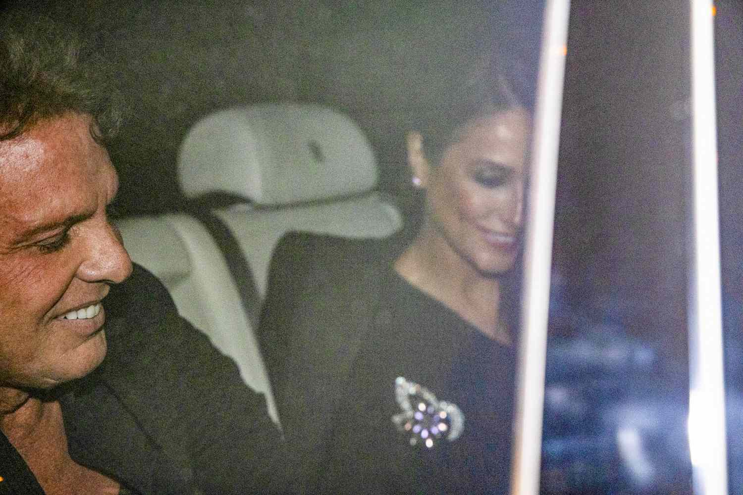 Luis Miguel y Paloma Cuevas reaparecen más enamorados que nunca en Madrid ¡Míralos!