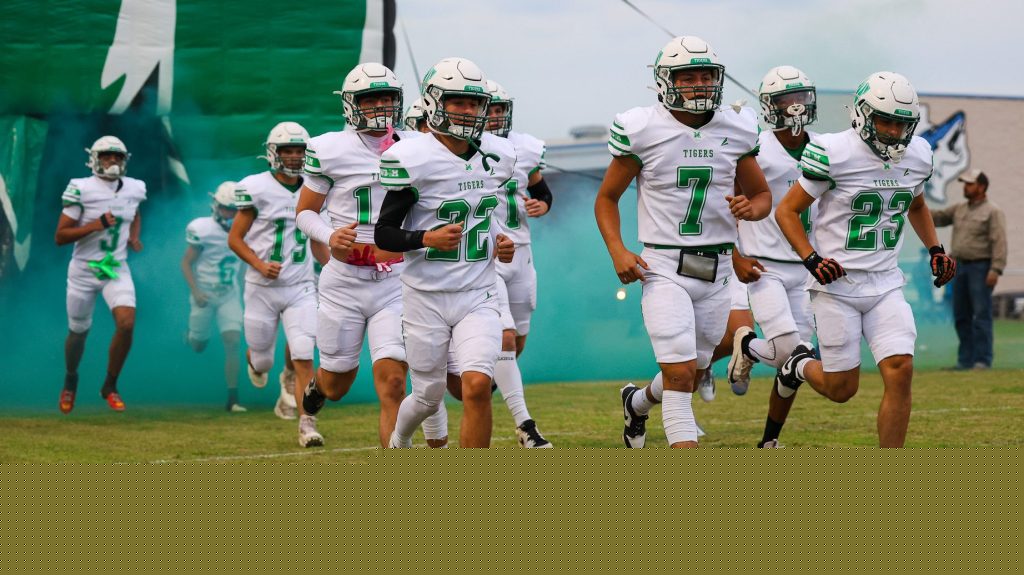 WEEK 3 GRIDIRON GLIMPSE: ‘Battle of the River ‘ on tap, and three local teams eye 3-0 starts