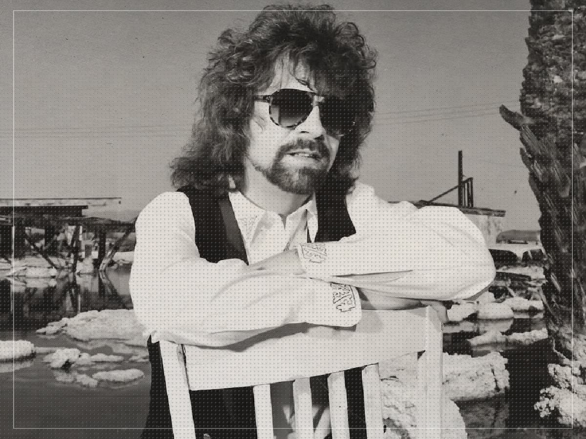 The 1974 album Jeff Lynne admitted “was almost impossible” to play
