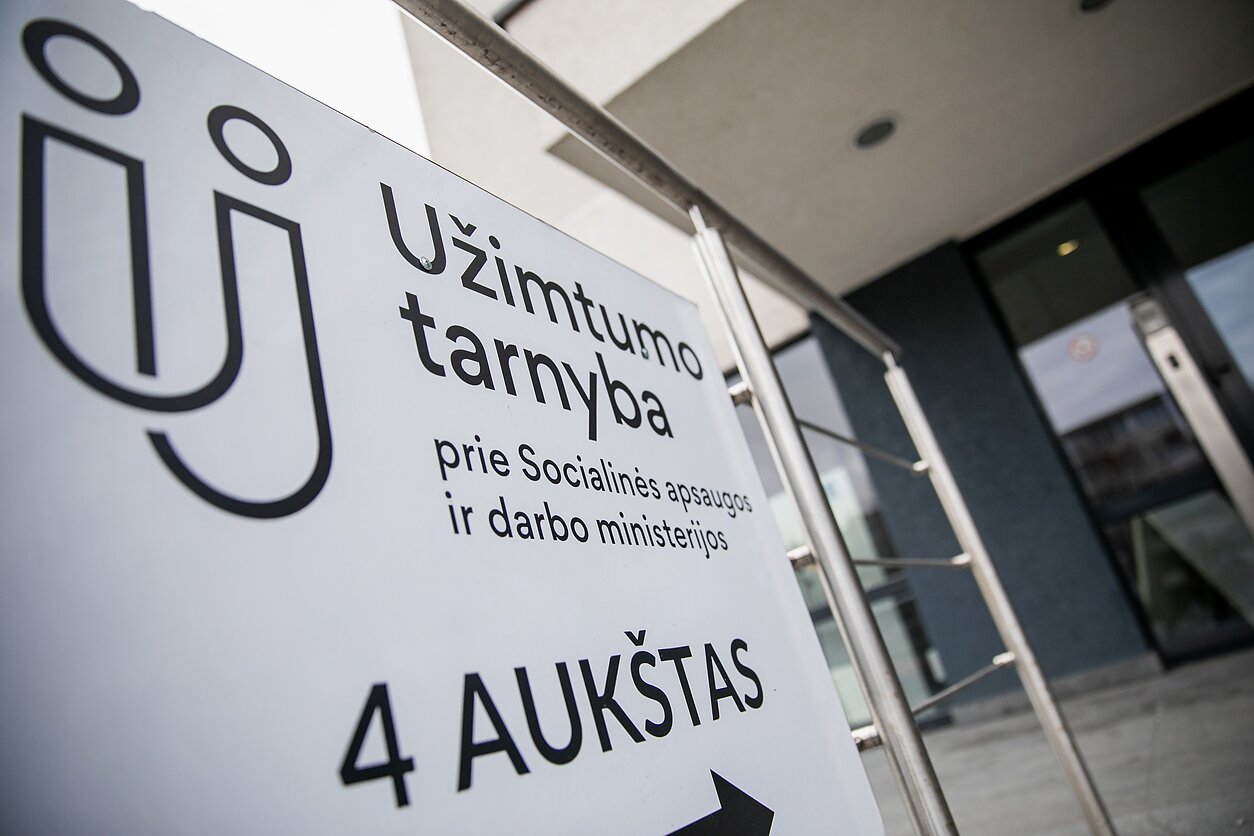 Užimtumo tarnyba stiprins žmonių su negalia įtrauktį darbo rinkoje