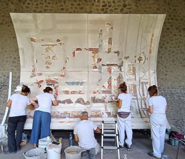 #Cultura #Pompei - Restaurato il soffitto affrescato della Casa con Panificio della Regio IX