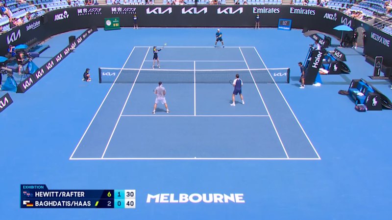 Ball kid steals the show with stunning winner