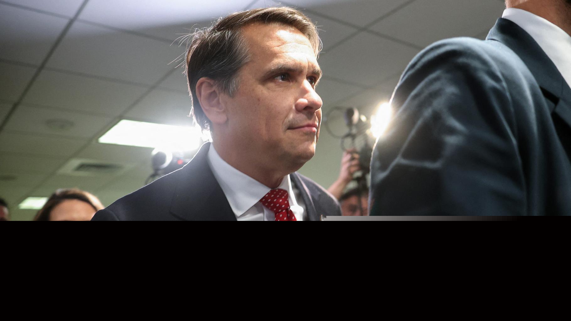 Todd Blanche, ministre de la Justice par intérim, abandonne ce projet phare de Trump pour garder son poste
