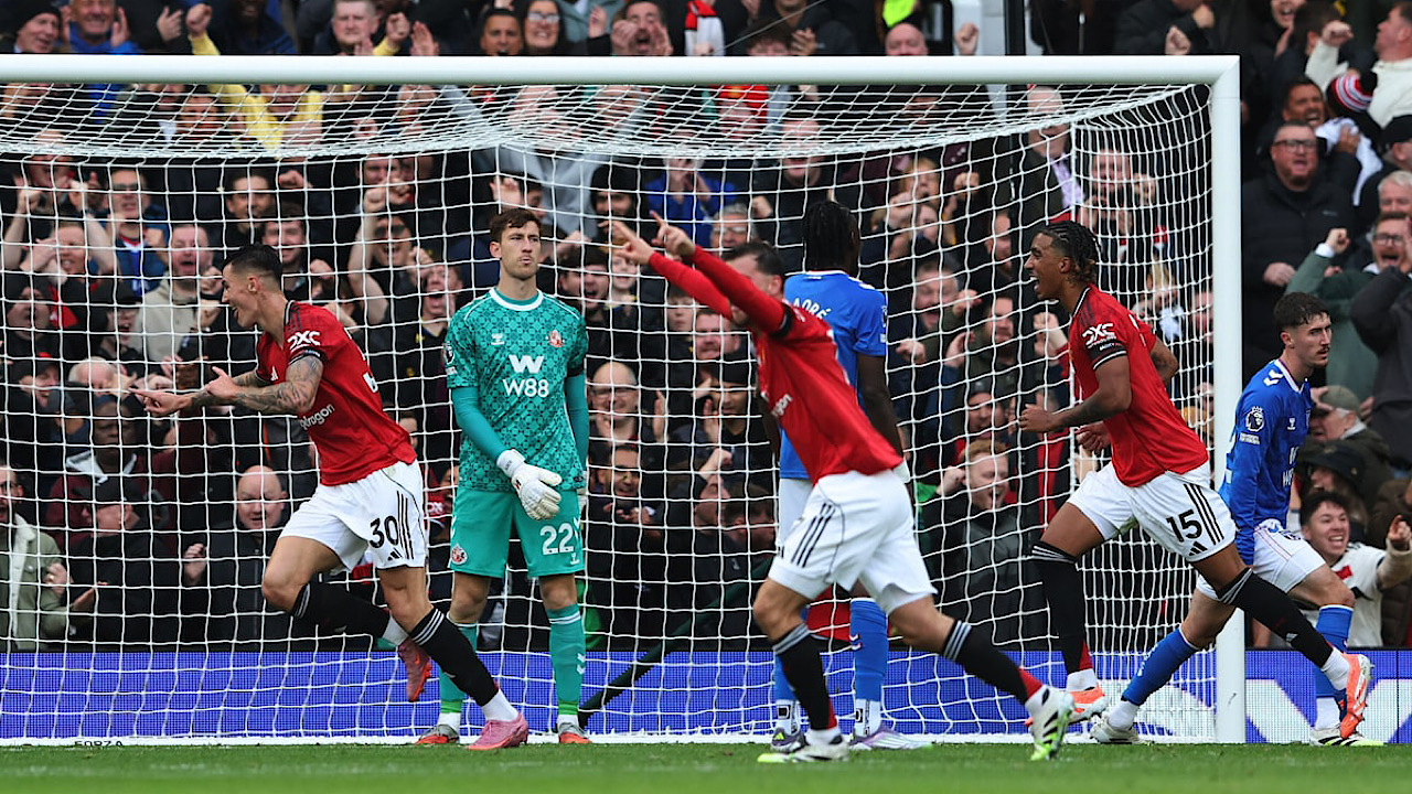 Mount and Sesko fire Man United to victory over Sunderland