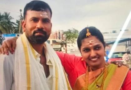 Bengaluru woman stabbed 11 times by husband in front of daughter, dies