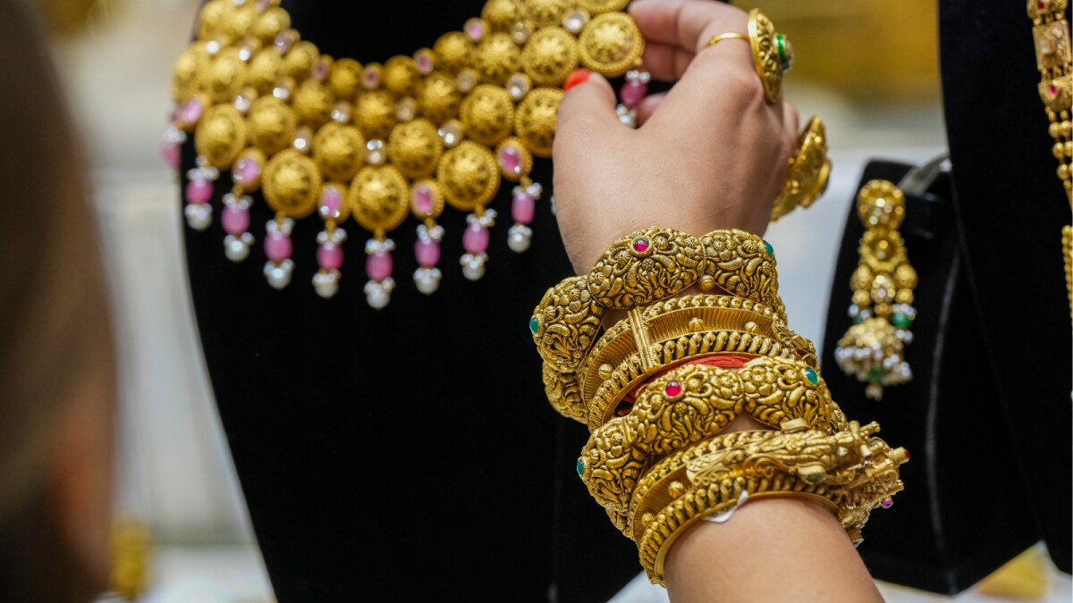 Can’t Afford 22K Gold Anymore? Here’s Why 9K, 14K & 18K Jewellery Are Suddenly In Demand